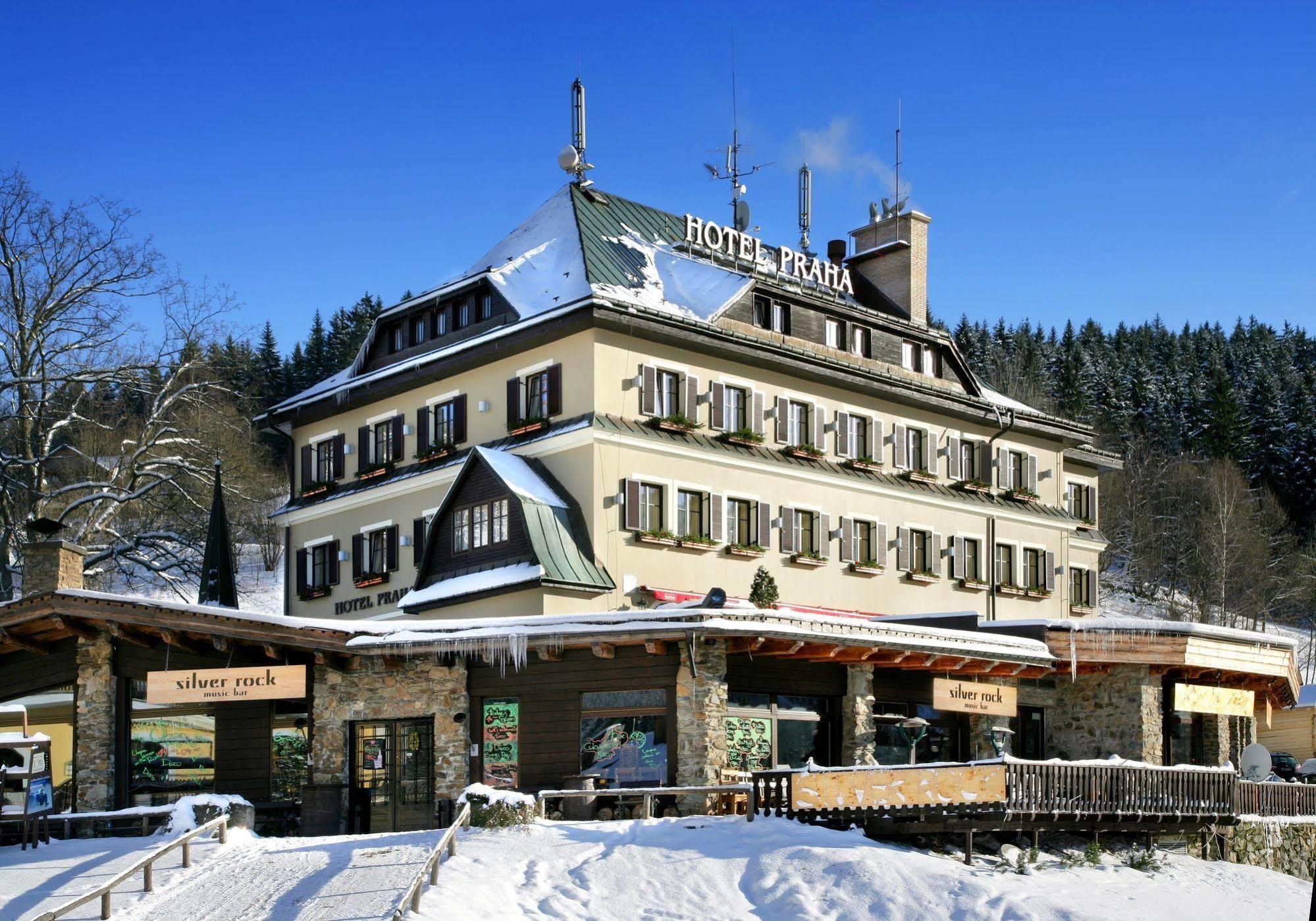 Hotel Praha Spindleruv Mlyn Exterior photo